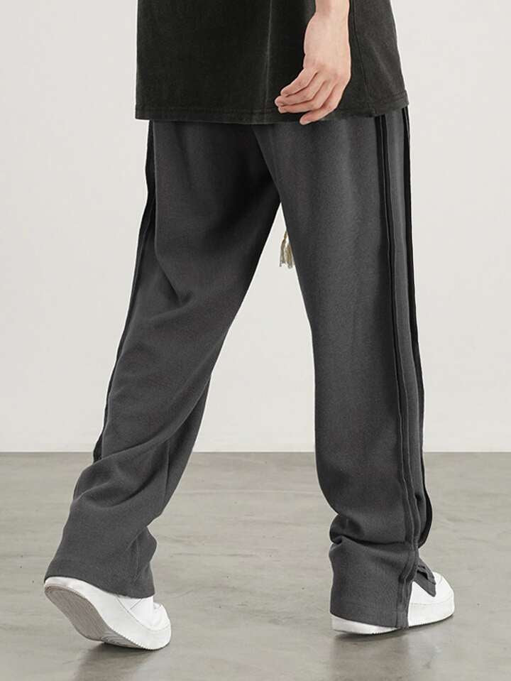 Casual GreyTrackpants – Everyday Comfort with a Sleek Look