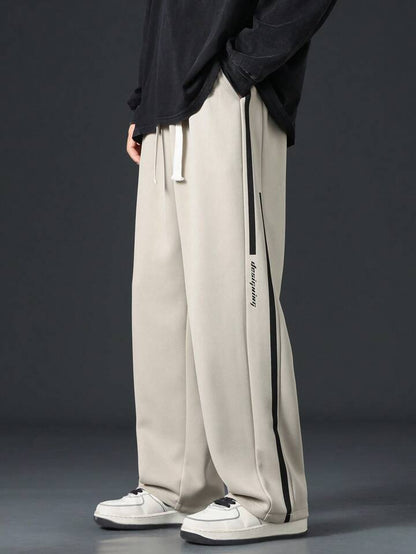 Casual Cream Trackpants – Everyday Comfort with a Sleek Look